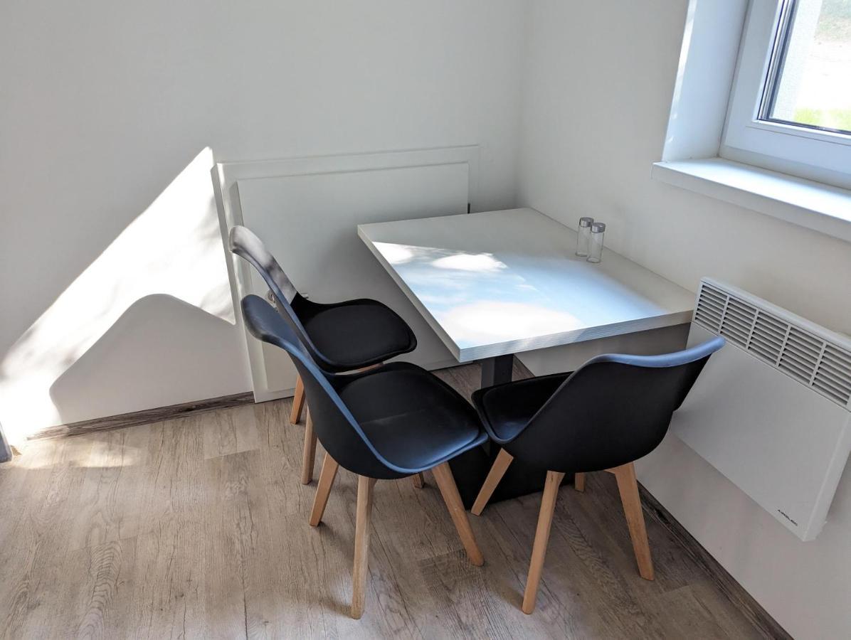 Restaurace A Penzion Gansberg Cotkytle Zewnętrze zdjęcie