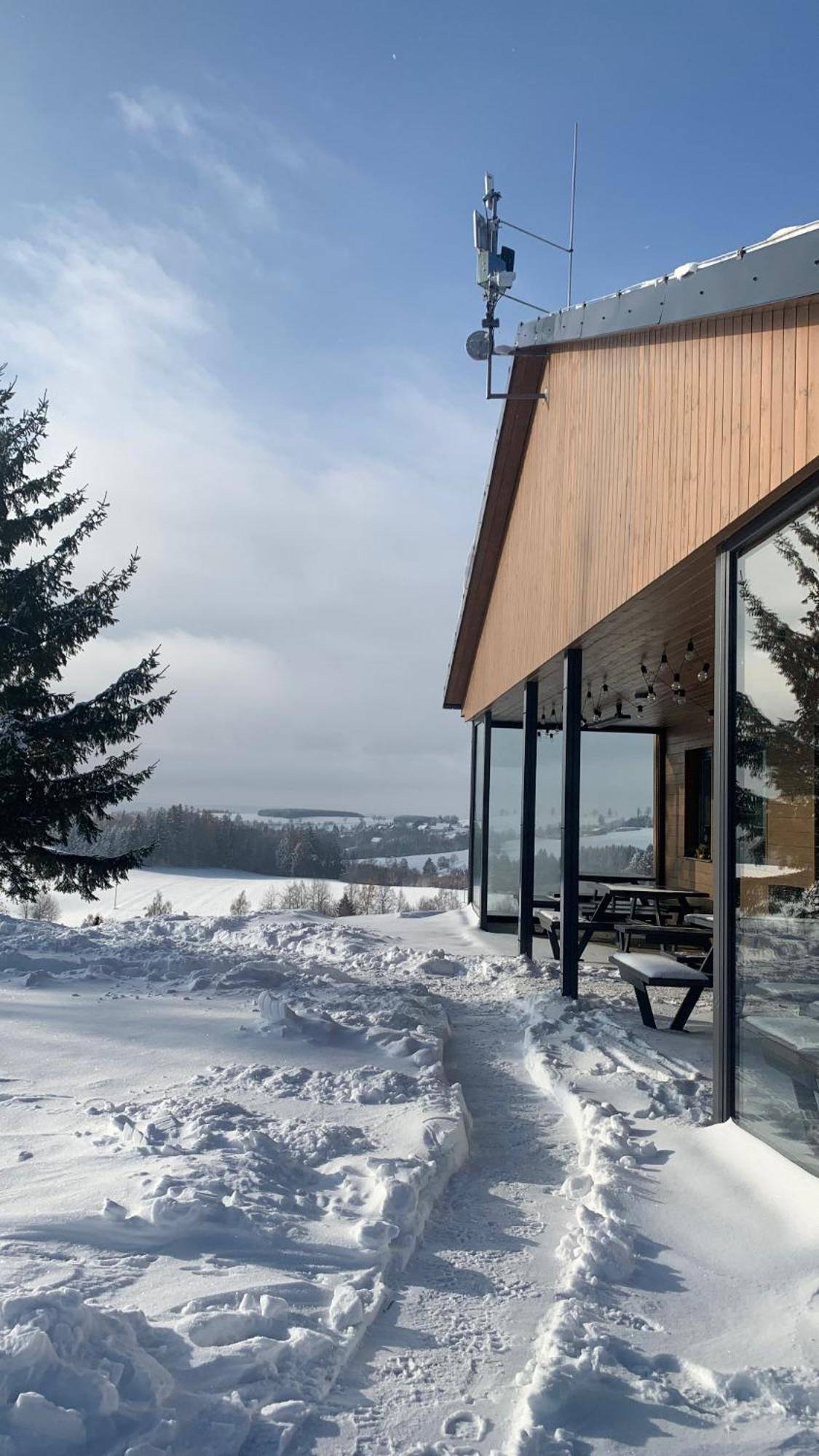 Restaurace A Penzion Gansberg Cotkytle Zewnętrze zdjęcie